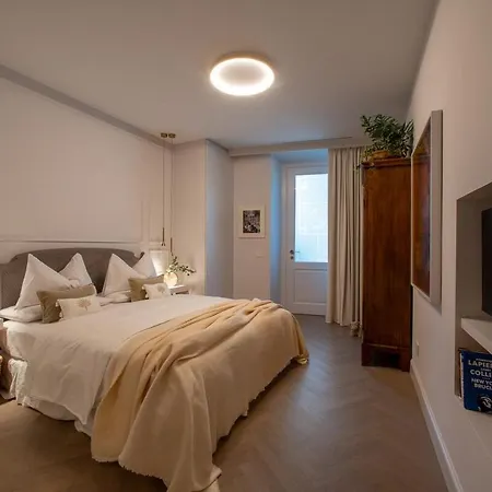 Corti - 1 Min Walk To And Parking Apartamento *